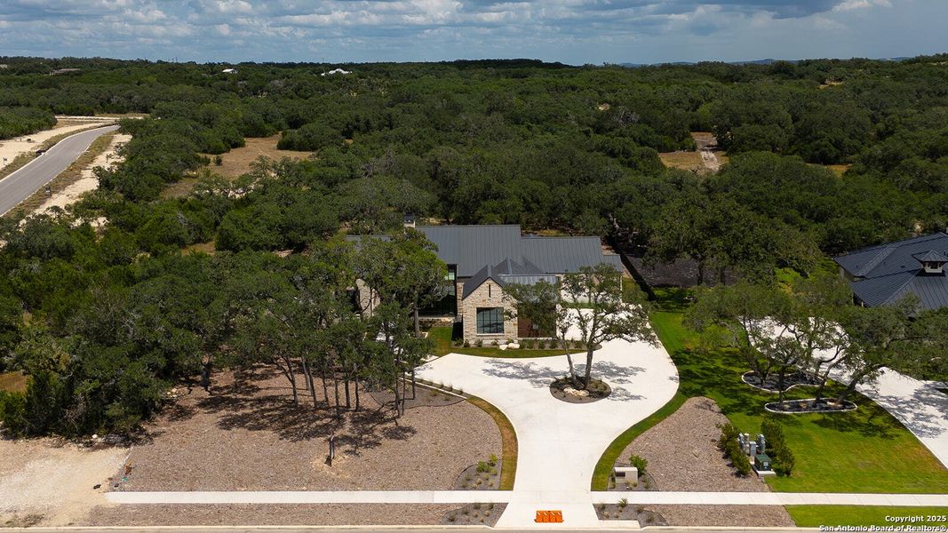 Image 37 of a home in .