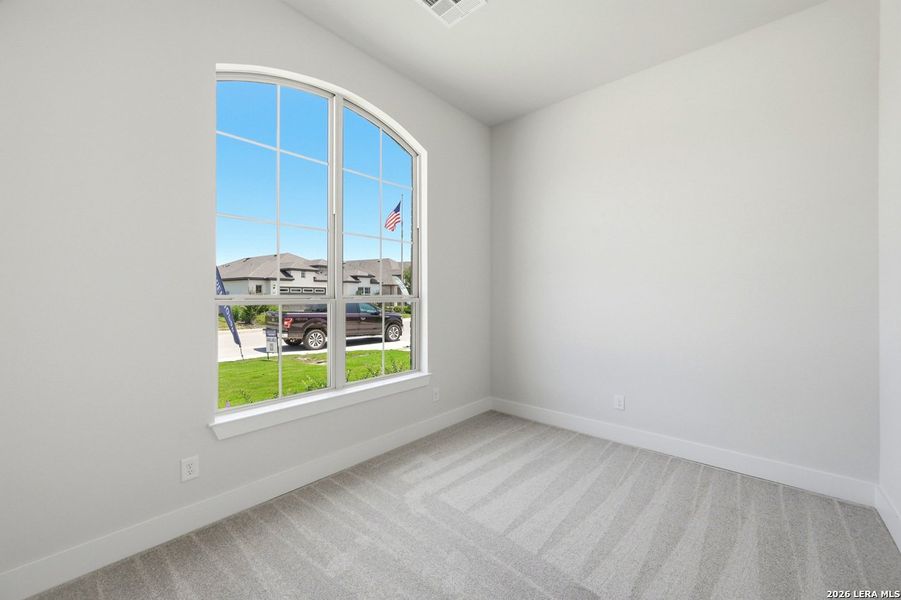 Spacious, unfurnished interior of a new home in Alsatian Oaks, Castroville (Image 19).