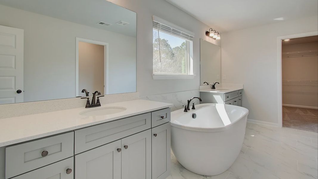 Representative furnished interior of a home built from the Stonefield by DRB Homes in Everson, Snellville (Image 24). Representative furnished interior of a home built from the Stonefield by DRB Homes in Everson, Snellville (Image 24).