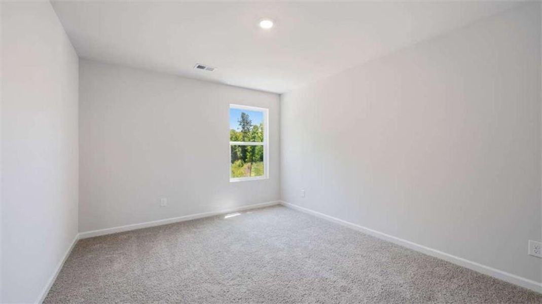 Spacious, unfurnished interior of a new home in Shoal Creek, Hampton (Image 22).