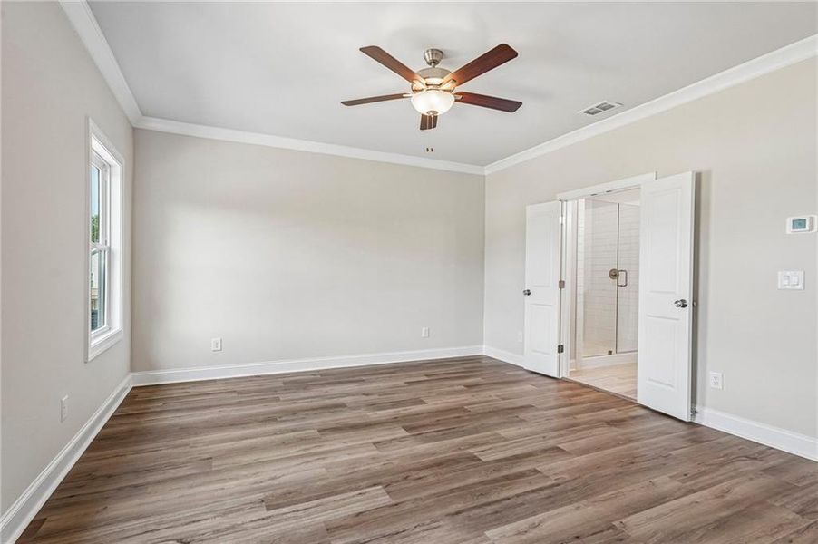 Spacious, unfurnished interior of a new home in Waterside Townhomes, Peachtree Corners (Image 26). Spacious, unfurnished interior of a new home in Waterside Townhomes, Peachtree Corners (Image 26).