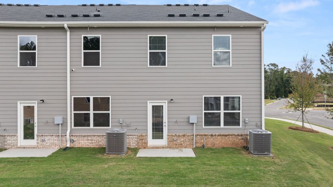 Exterior details and patio area of a home in Young's Crossing, Stone Mountain (Image 2).