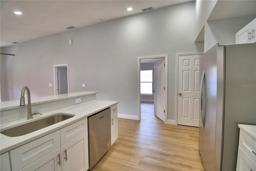 Furnished interior view inside a new home in , Bartow (Image 11).