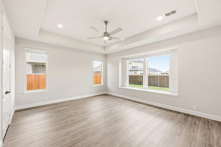 Spacious, unfurnished interior of a new home in Hayes Crossing, Midlothian (Image 35).