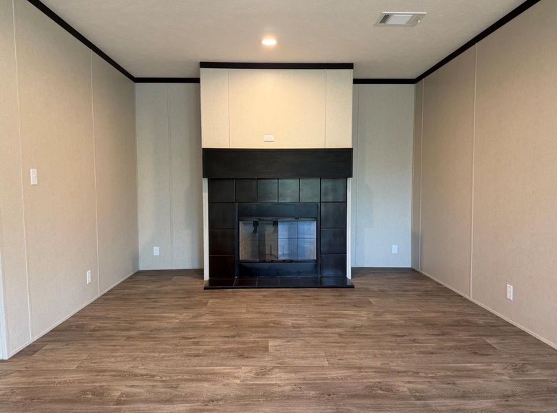 Spacious, unfurnished interior of a new home in , Kirbyville (Image 24). Spacious, unfurnished interior of a new home in , Kirbyville (Image 24).