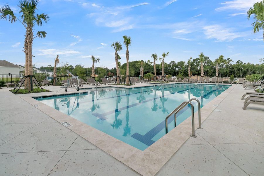 Community amenities in , Summerville (Image 27).