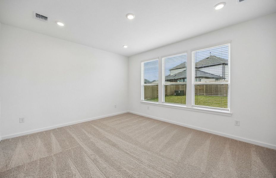 Spacious, unfurnished interior of a new home in Windcress, Cove (Image 25). Spacious, unfurnished interior of a new home in Windcress, Cove (Image 25).