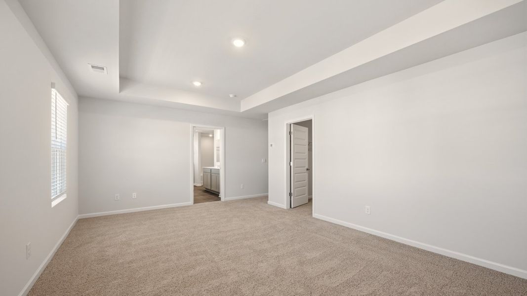 Spacious, unfurnished interior of a new home in Poplar Preserve, Newnan (Image 26).