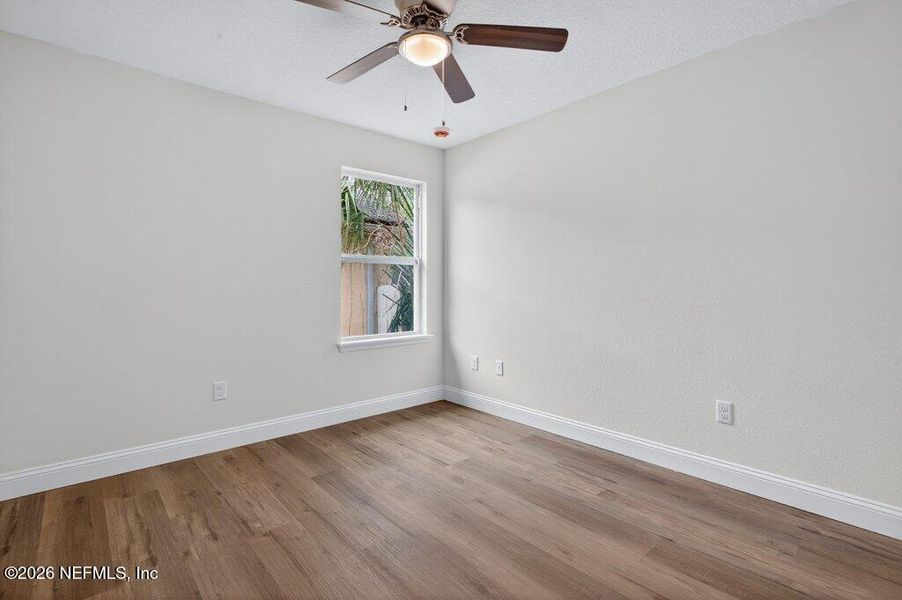 Spacious, unfurnished interior of a new home in , Jacksonville (Image 29).