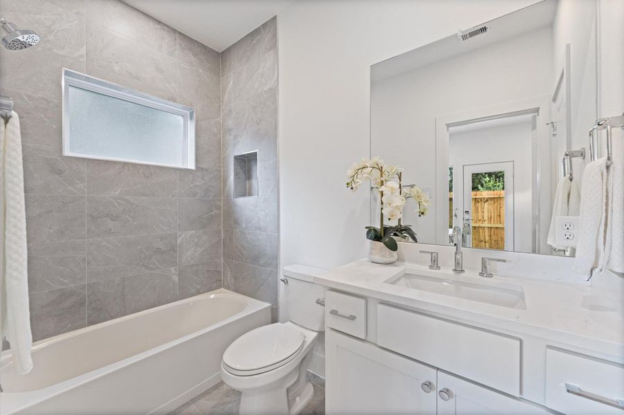 Furnished interior view inside a new home in , Houston (Image 17). Furnished interior view inside a new home in , Houston (Image 17).