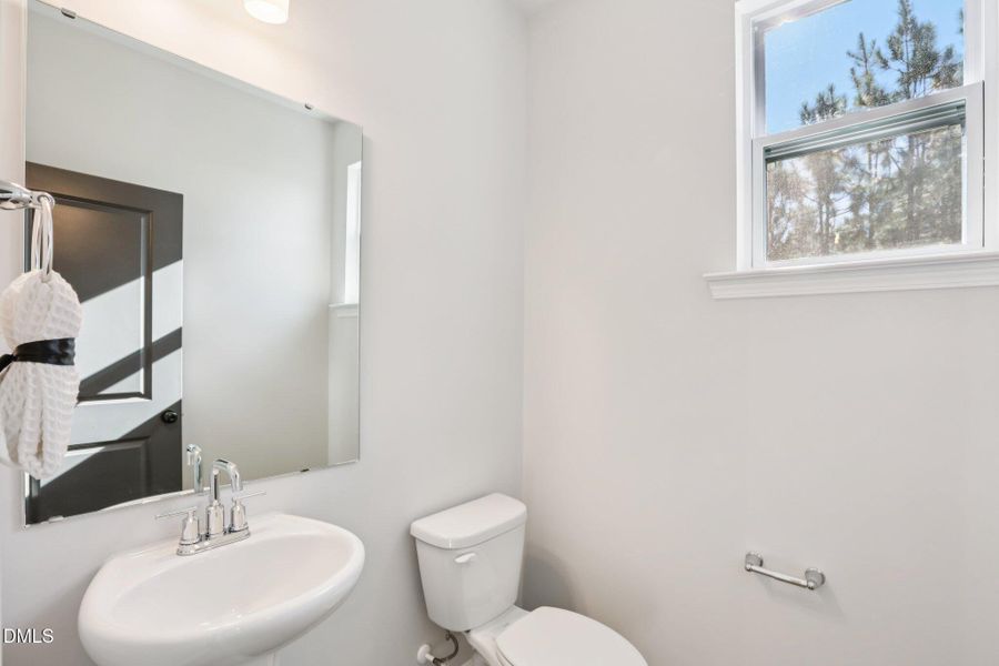 15-web-or-mls-Beacon Hl Rd-S0111-015