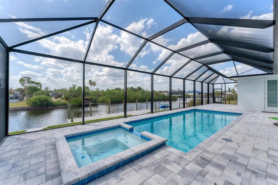 Exterior details and patio area of a home in , Port Charlotte (Image 22).