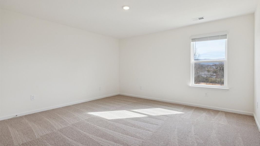 Spacious, unfurnished interior of a new home in Whispering Springs, Maryville (Image 24).