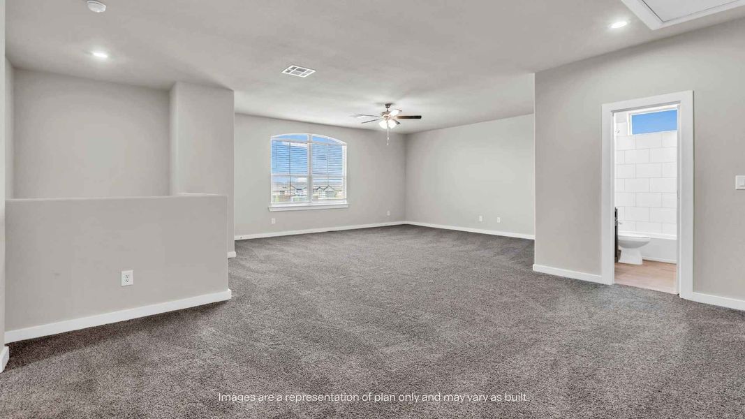 Spacious, unfurnished interior of a new home in Homestead at Parks Bell Ranch, Odessa (Image 23).