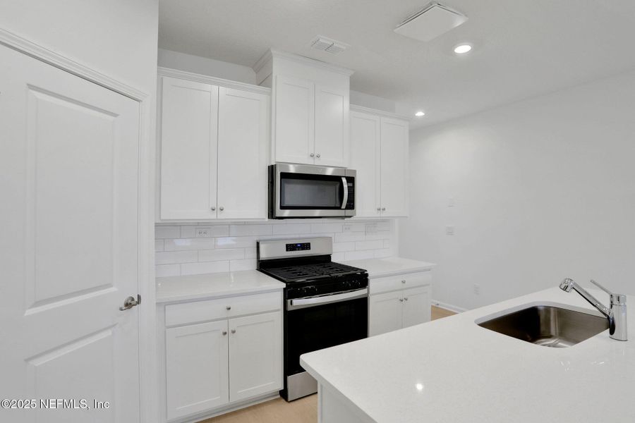 Furnished interior view inside a new home in Silver Landing at SilverLeaf, St. Augustine (Image 8).