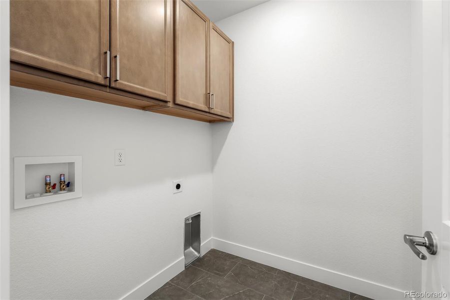 Spacious, unfurnished interior of a new home in Trailside at Cottonwood Creek, Colorado Springs (Image 28). Spacious, unfurnished interior of a new home in Trailside at Cottonwood Creek, Colorado Springs (Image 28).