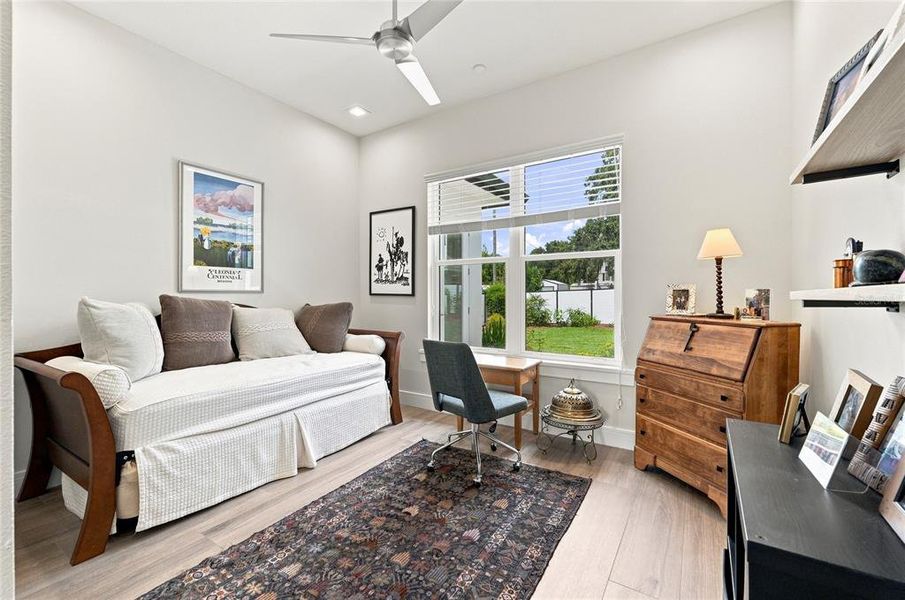 Furnished interior view inside a new home in , Winter Haven (Image 57).
