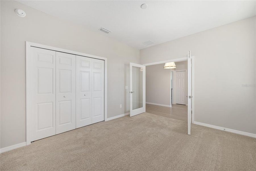 Spacious, unfurnished interior of a new home in Evergreen Estates, Ocala (Image 24).