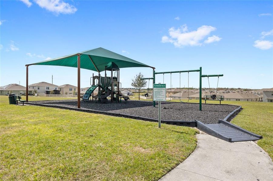 Community amenities in Eden Hills, Lake Alfred (Image 33).
