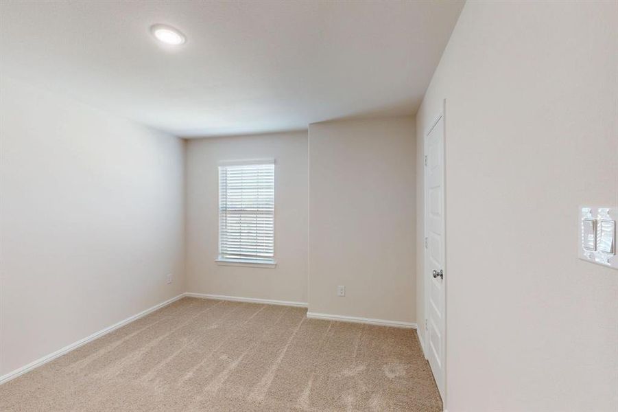 Spacious, unfurnished interior of a new home in Sagebrook, Argyle (Image 31). Spacious, unfurnished interior of a new home in Sagebrook, Argyle (Image 31).