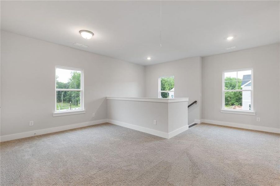 Spacious, unfurnished interior of a new home in Red Bird Manor, Jefferson (Image 10).