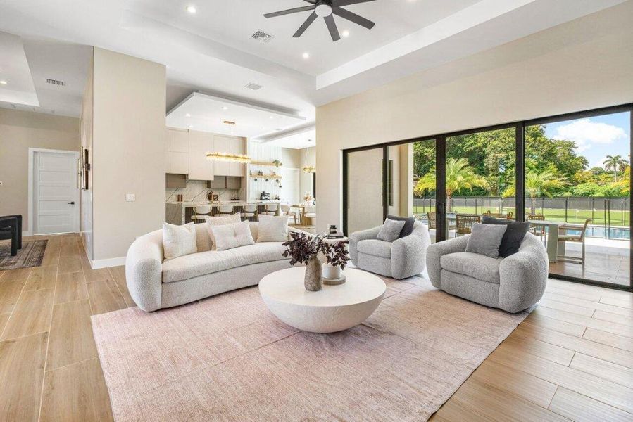 012-221MilestoneWay-WestPalmBeach-FL-334 012-221MilestoneWay-WestPalmBeach-FL-334