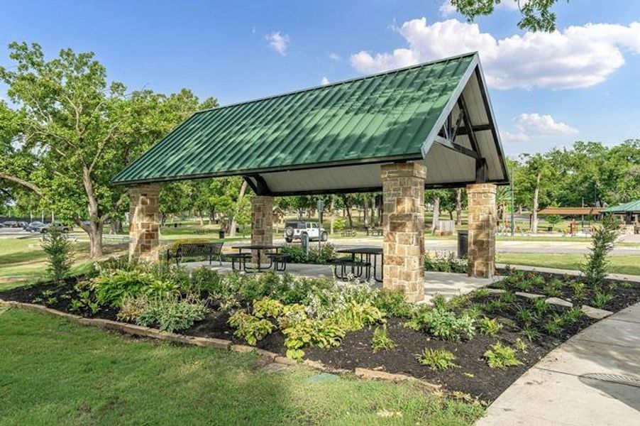 Community amenities in , McKinney (Image 6).