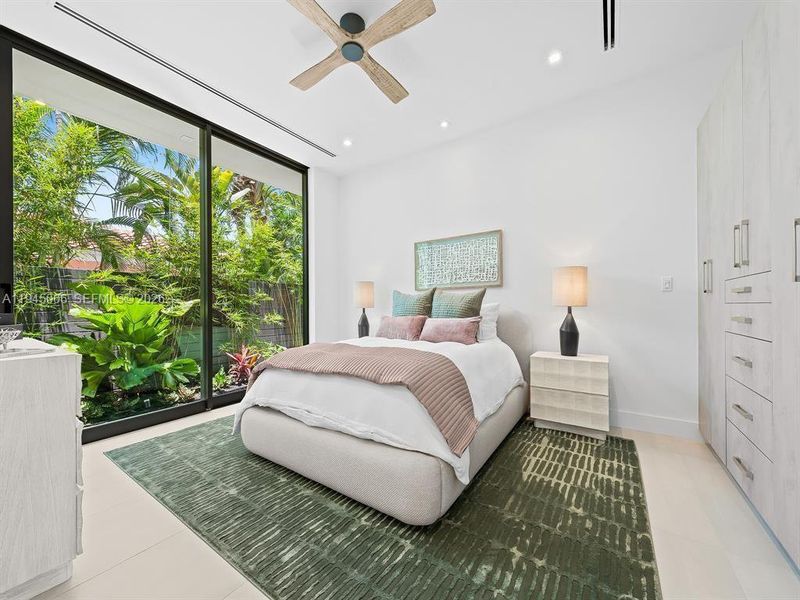 Furnished interior view inside a new home in , Fort Lauderdale (Image 28).