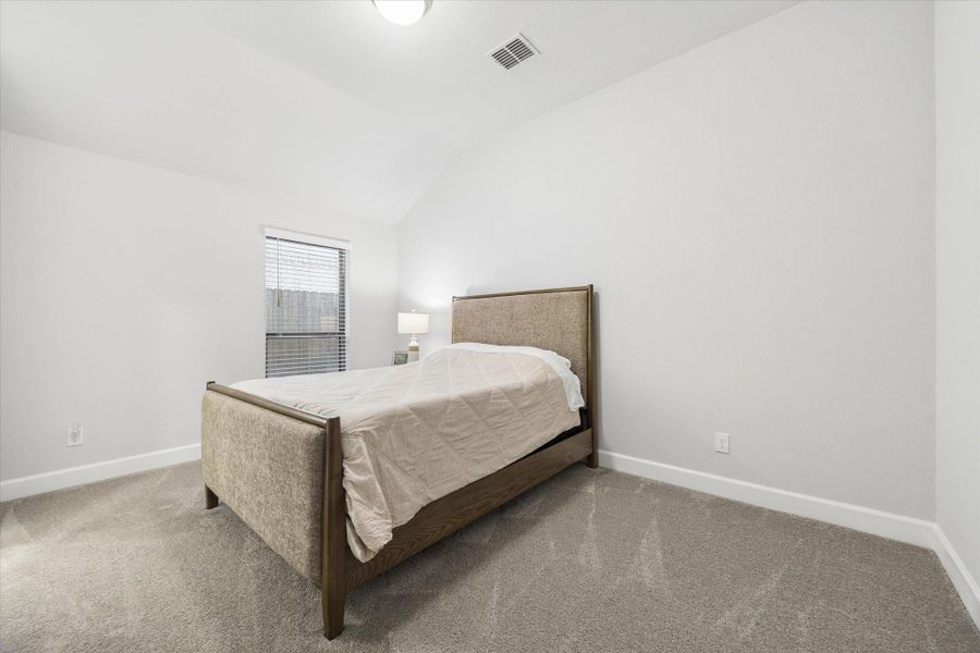 Furnished interior view inside a new home in Sienna, Missouri City (Image 28).
