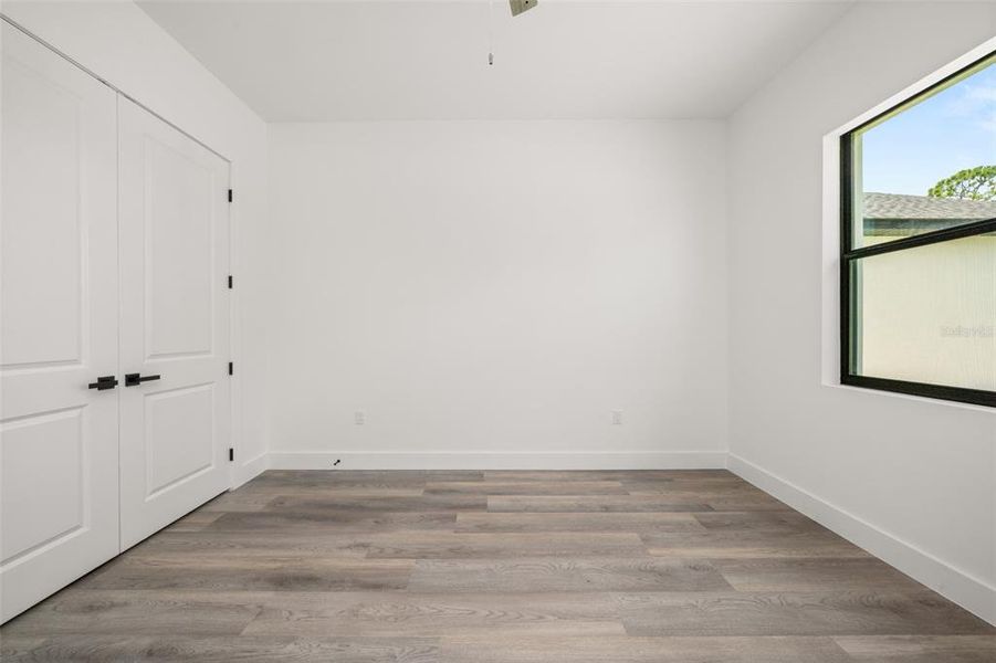 Spacious, unfurnished interior of a new home in , Sebring (Image 25).