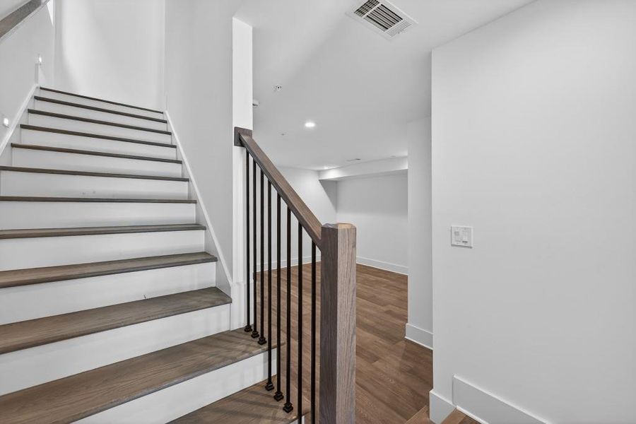 Spacious, unfurnished interior of a new home in , Decatur (Image 40).