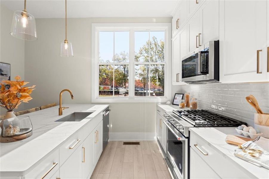 Furnished interior view inside a new home in , Alpharetta (Image 16). Furnished interior view inside a new home in , Alpharetta (Image 16).