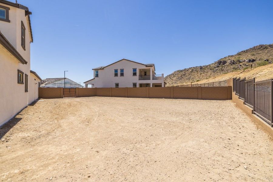Representative exterior details of a home built from the Ponderosa by William Ryan Homes in Silver Cross, San Tan Valley (Image 34).