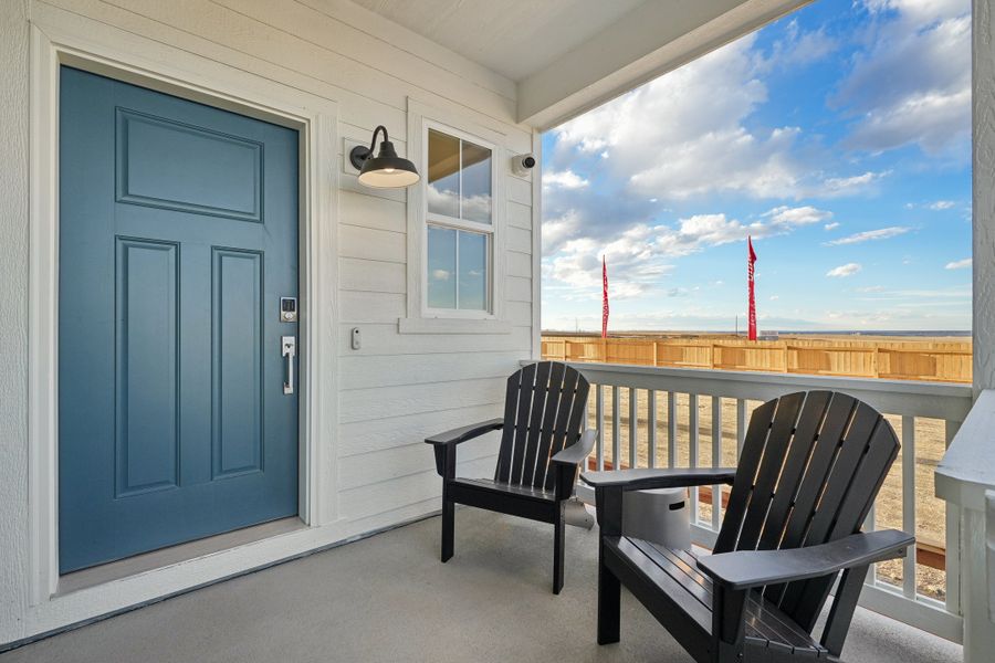 Representative exterior details of a home built from the Summit by Taylor Morrison in Lake Bluff, Greeley (Image 3).