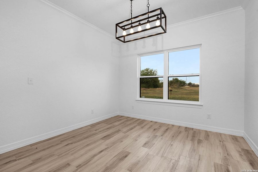 Spacious, unfurnished interior of a new home in , Marion (Image 21).