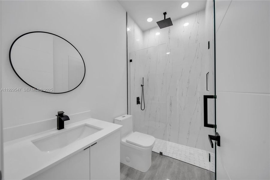 Furnished interior view inside a new home in , Lehigh Acres (Image 9). Furnished interior view inside a new home in , Lehigh Acres (Image 9).