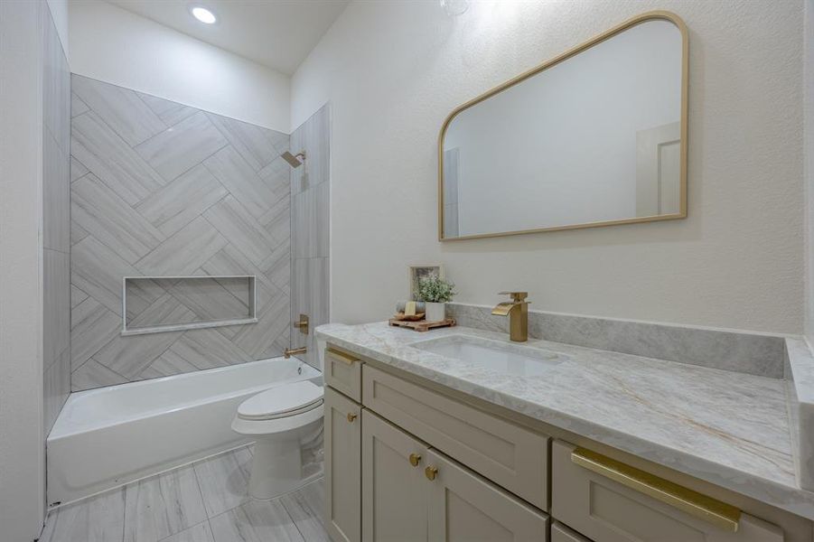 Furnished interior view inside a new home in , Fort Worth (Image 19).