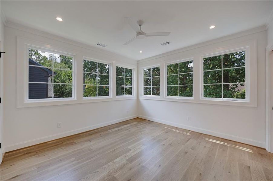 Spacious, unfurnished interior of a new home in , Atlanta (Image 93). Spacious, unfurnished interior of a new home in , Atlanta (Image 93).