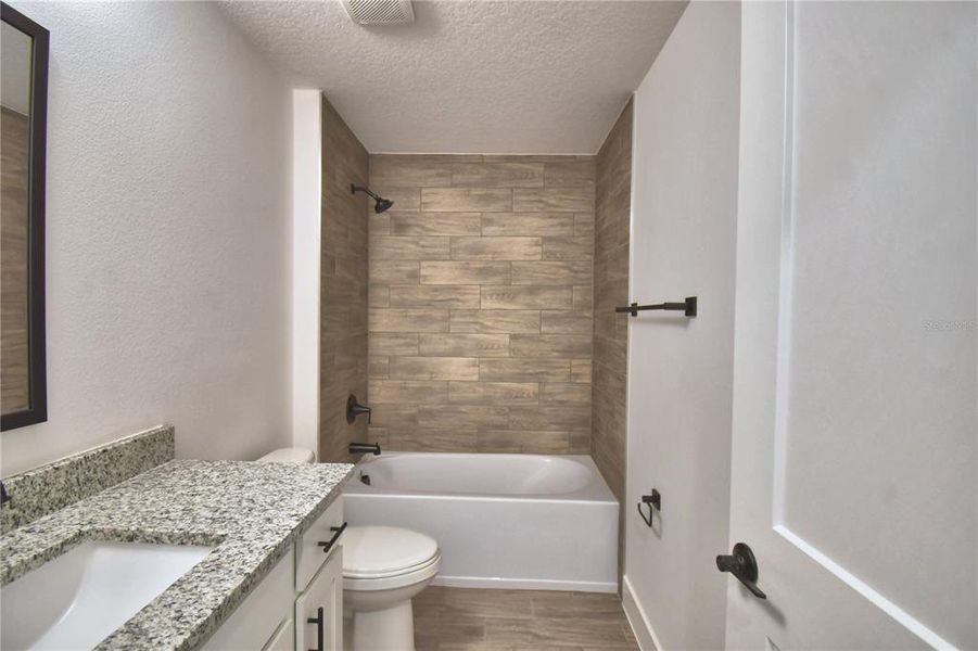 Furnished interior view inside a new home in Lake Juliana Estates, Auburndale (Image 12).