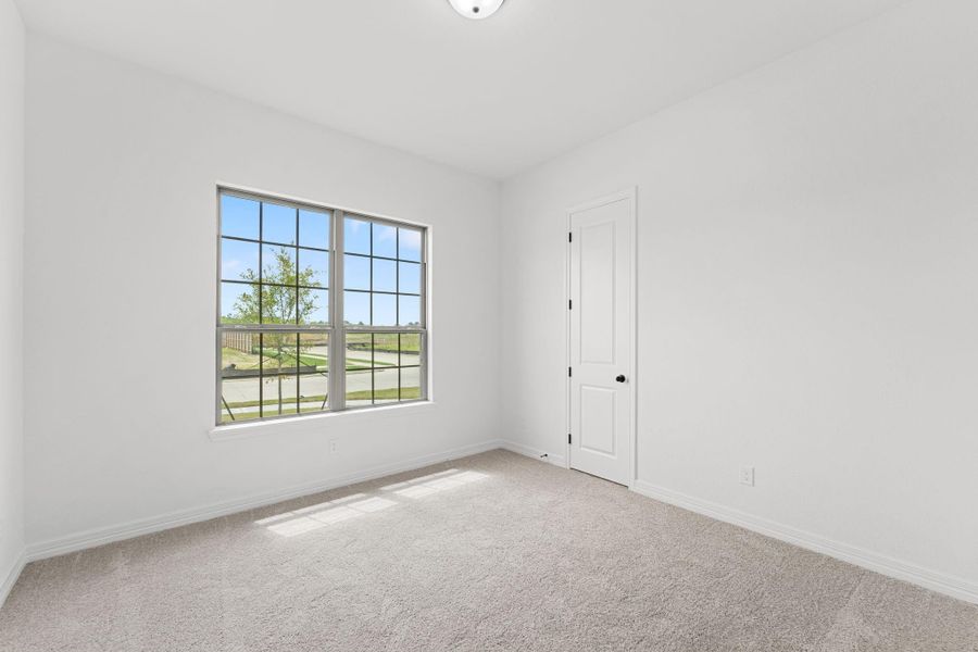 Note: Sample product photo. Actual exterior and interior selections may vary by homesite. Photo may be virtually staged