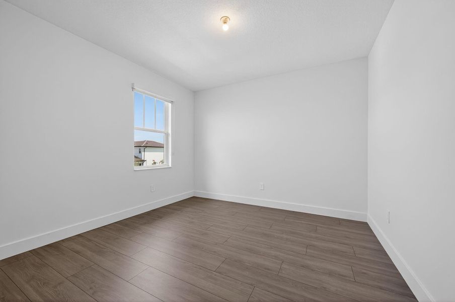 Spacious, unfurnished interior of a new home in , Davie (Image 45).