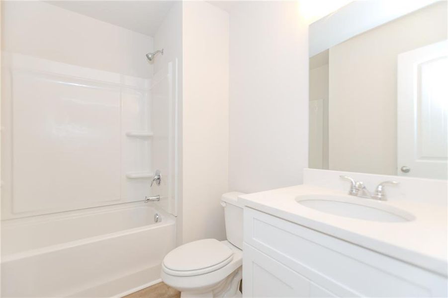 Furnished interior view inside a new home in , Atlanta (Image 4).