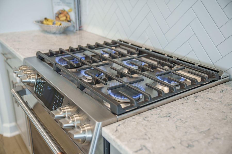 Image 54 of a home in Cordgrass Landing.