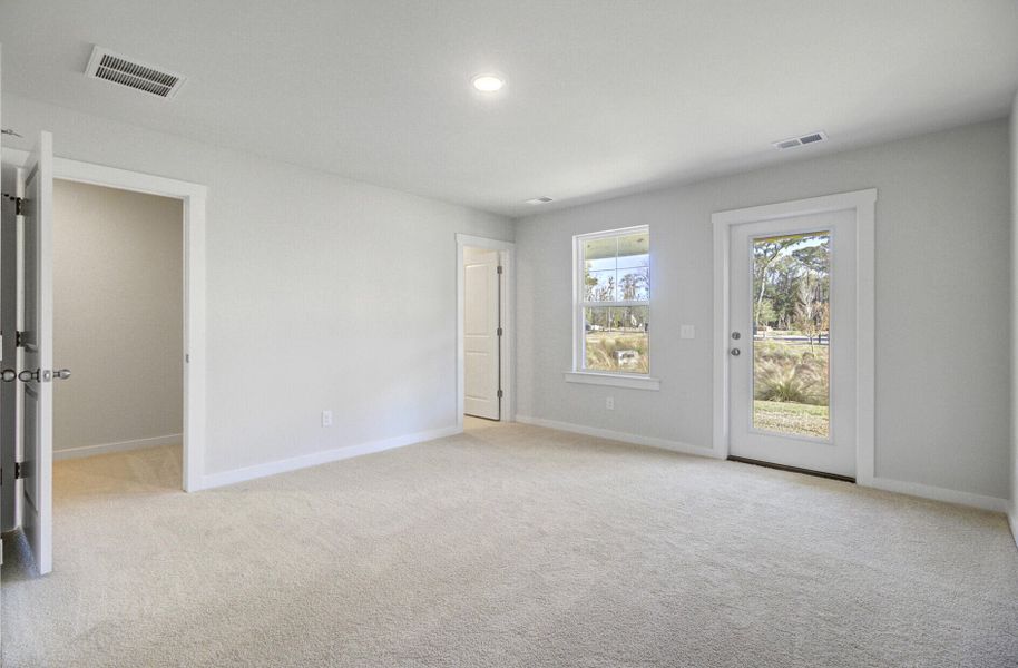 Spacious, unfurnished interior of a new home in , Johns Island (Image 41).