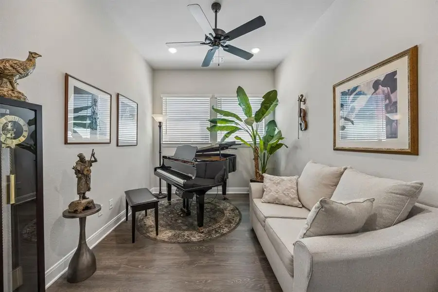 Furnished interior view inside a new home in , Mansfield (Image 7).