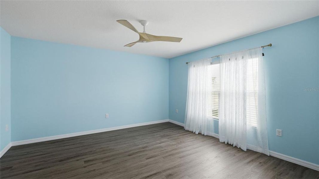 Spacious, unfurnished interior of a new home in Northwater at Two Rivers, Zephyrhills (Image 48).