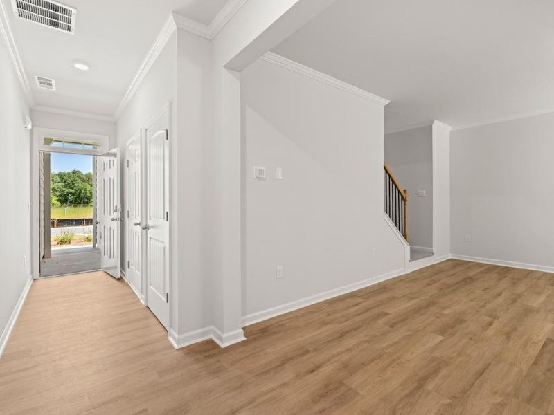 Spacious, unfurnished interior of a new home in Falcon Landing Townhomes, Gainesville (Image 23).