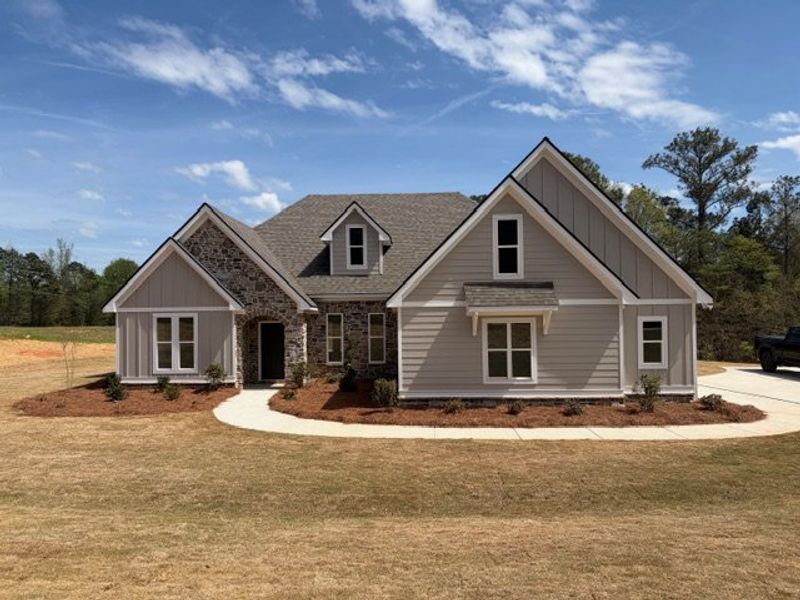 Front exterior of a new home in Hwy 16 South - Carrollton, Carrollton, GA, highlighting curb appeal (Image 5). Front exterior of a new home in Hwy 16 South - Carrollton, Carrollton, GA, highlighting curb appeal (Image 5).