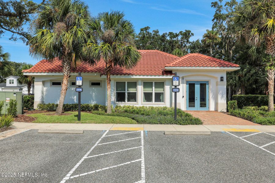 Community amenities in The Hammock at Palm Harbor, Palm Coast (Image 35).