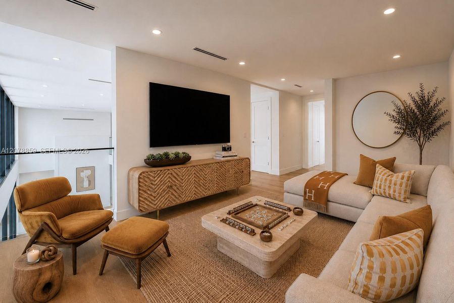 2nd Floor Family Room